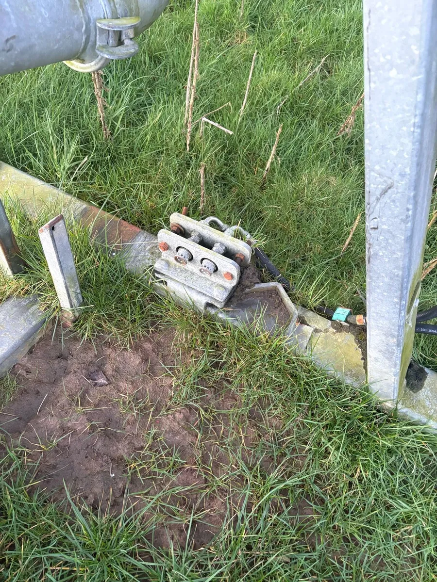 Farm machinery - Image 4