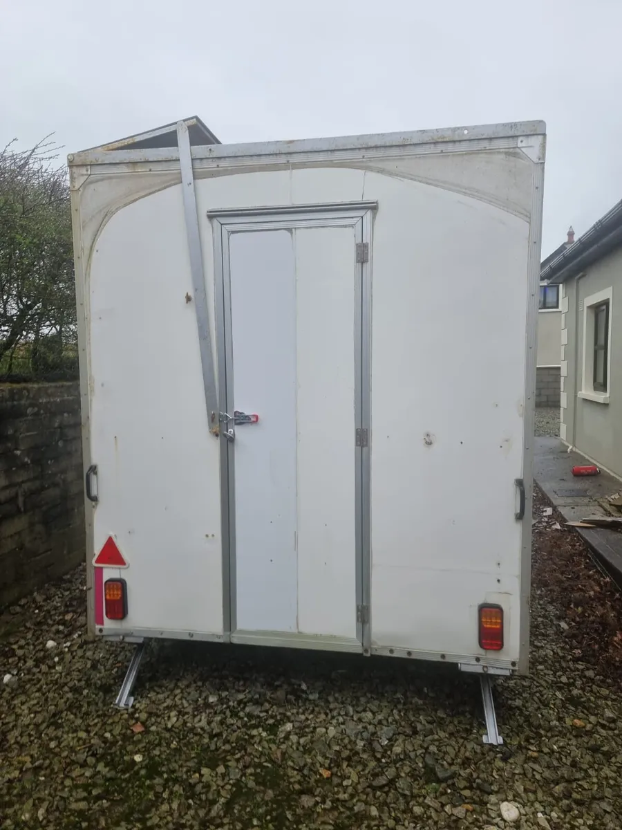 Food/Coffee Trailer - Image 2