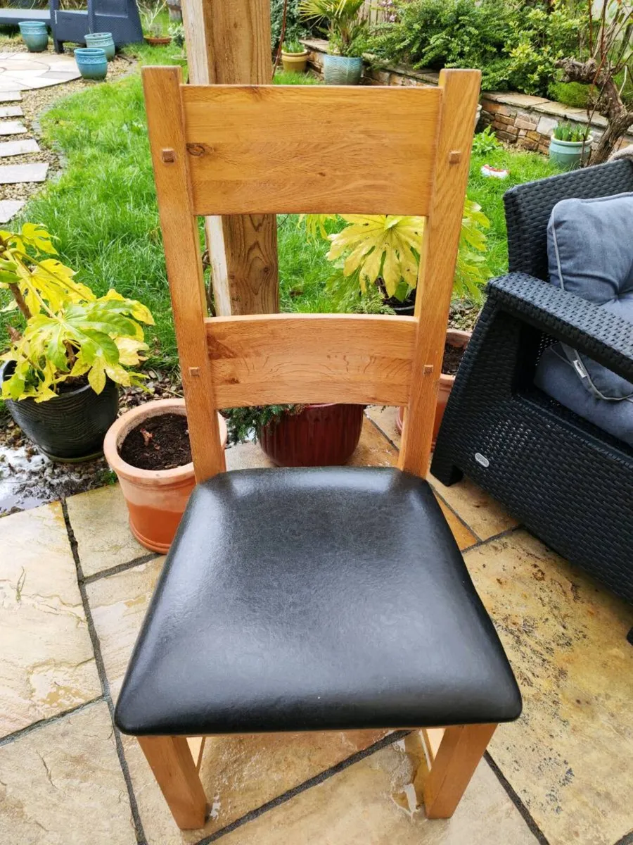 6 oak chairs - Image 2