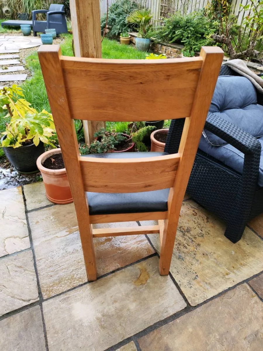 6 oak chairs - Image 4