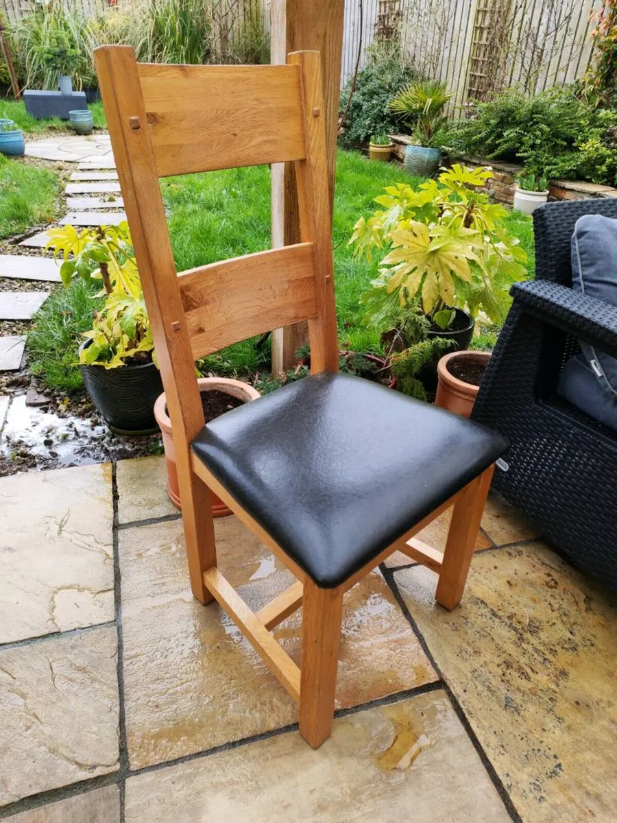 6 oak chairs - Image 1