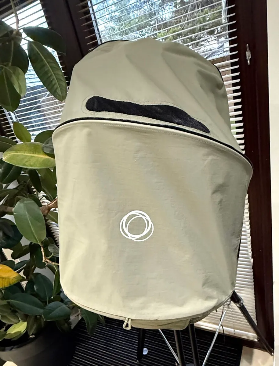 Bugaboo chameleon Fox Lynx canopy in swords