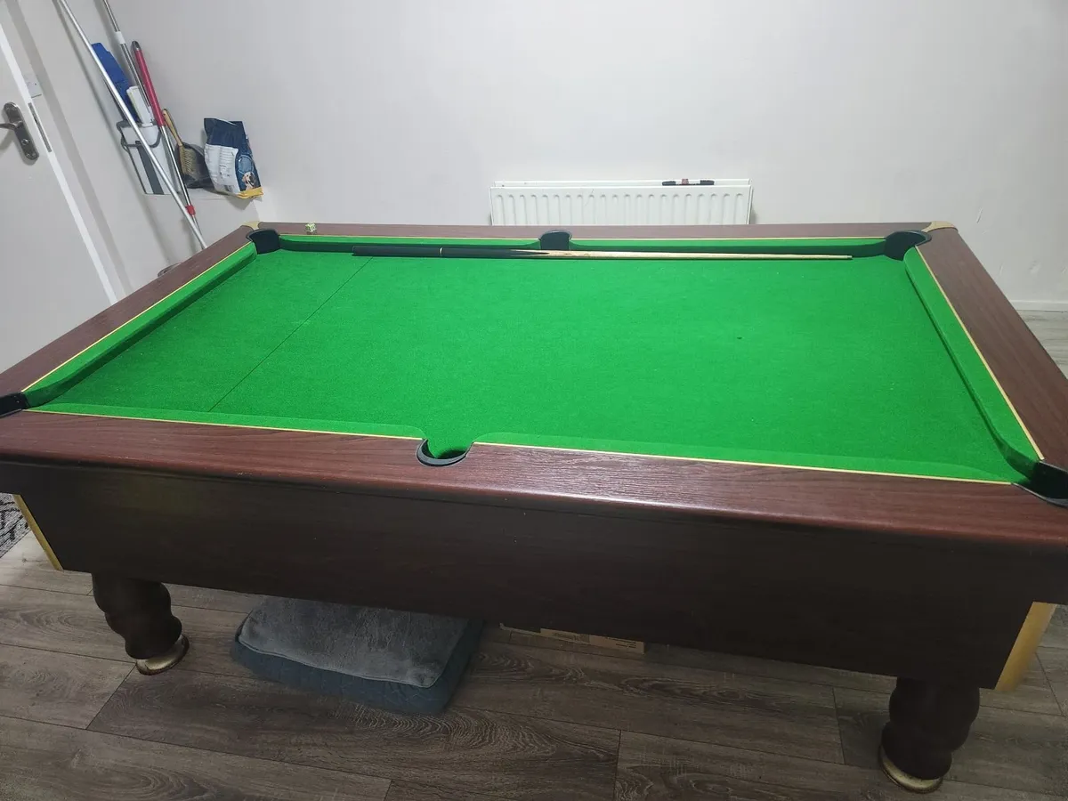 Pool table - Image 4