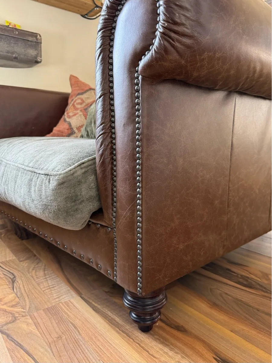 Constable Snuggler Sofa from Casey’s furniture - Image 4