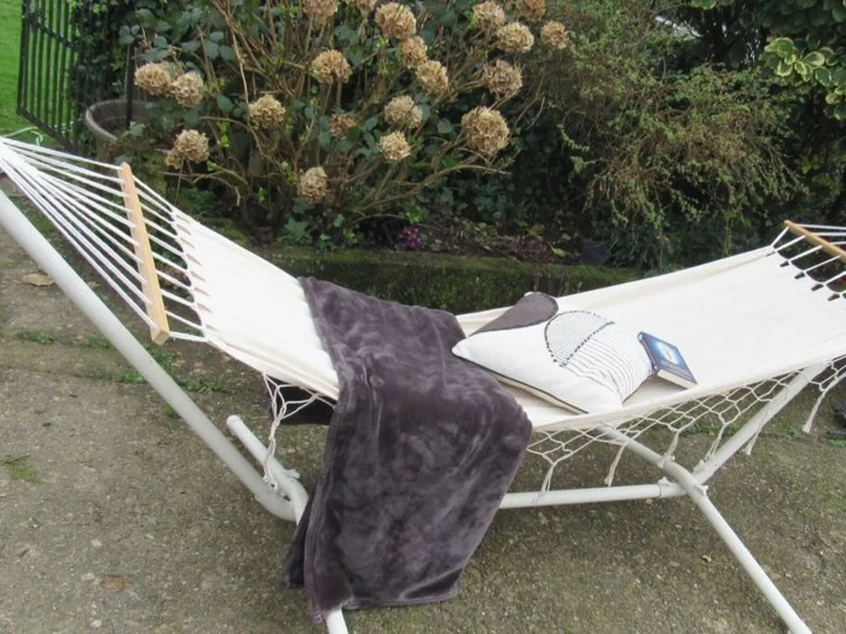 Garden BBQ Bundle _ Kamado BBQ Hammocks Chairs - Image 4