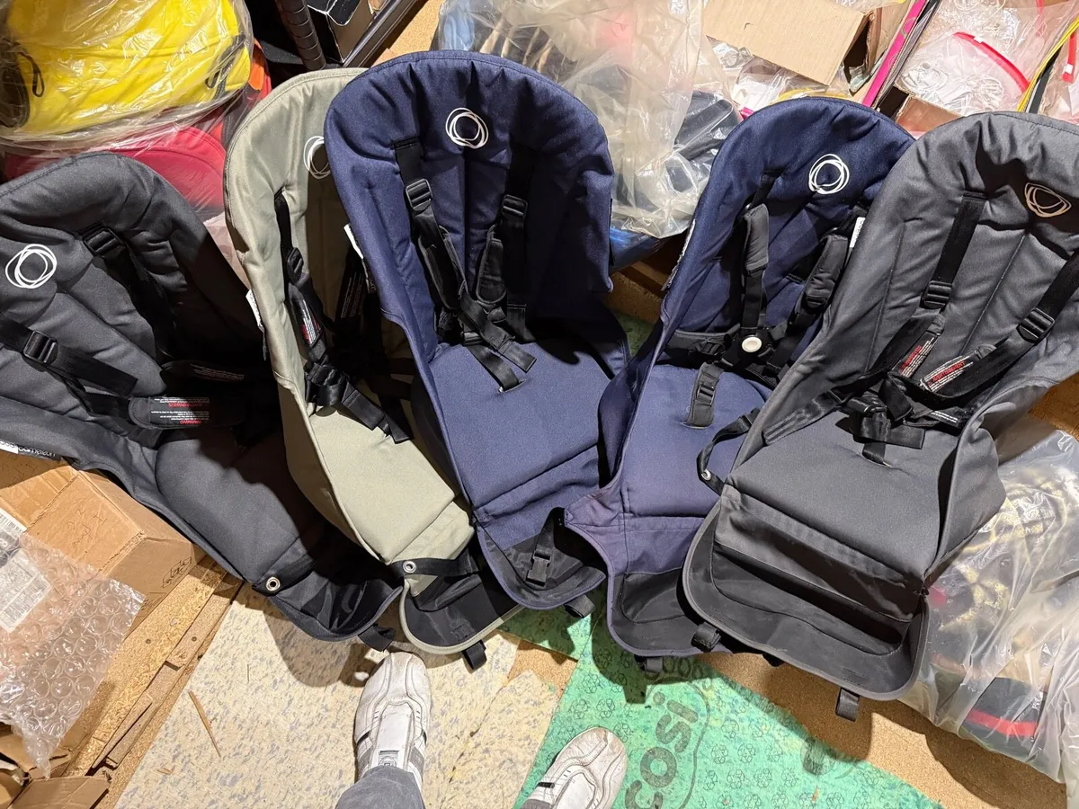 Bugaboo cameleon seat fabrics in Swords - Image 1