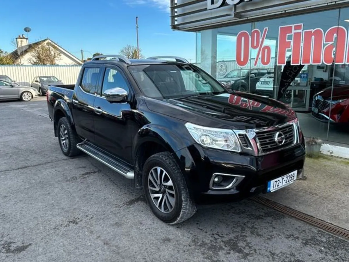 Nissan Navara 2.3 DCI Tekna D/C 4DR - Image 1