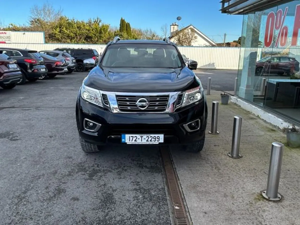 Nissan Navara 2.3 DCI Tekna D/C 4DR - Image 2