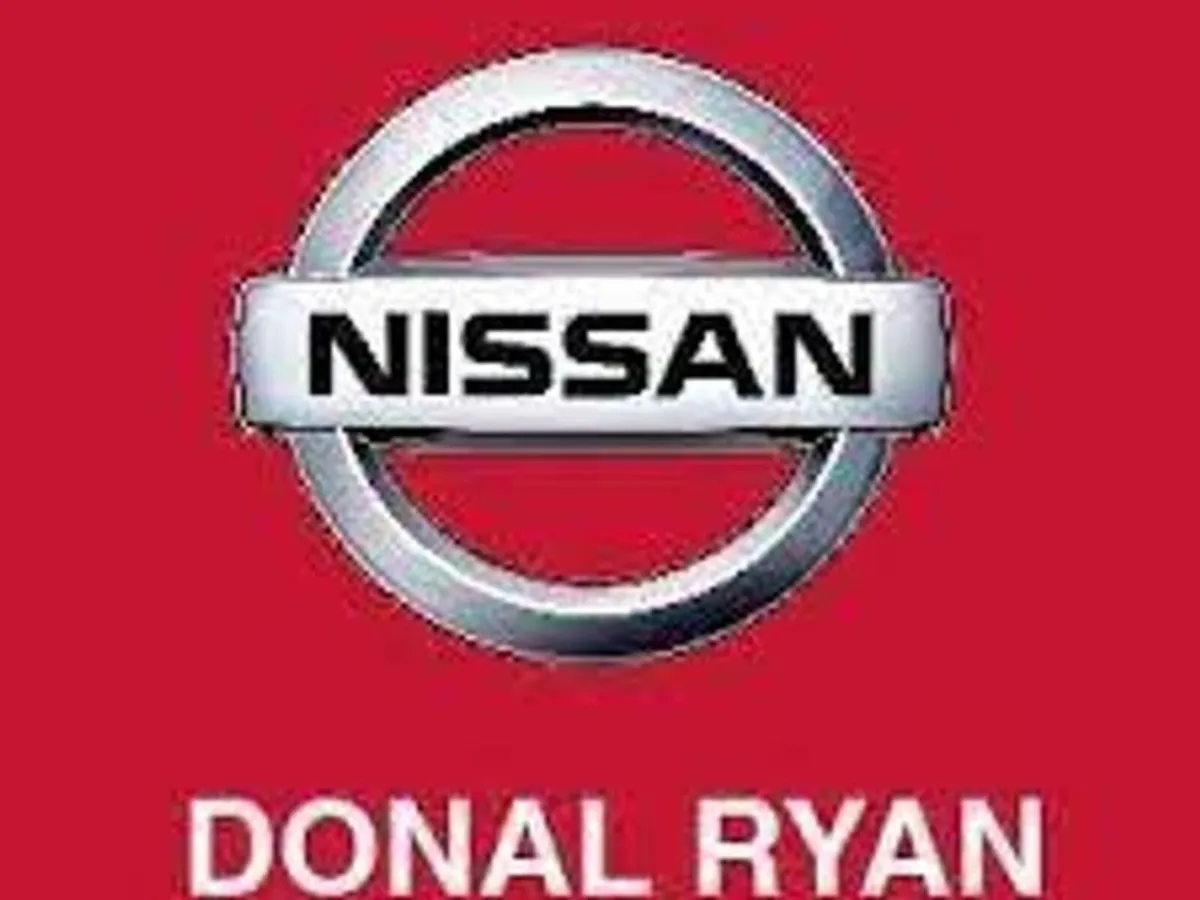 Nissan Navara 2.3 DCI Tekna D/C 4DR - Image 4