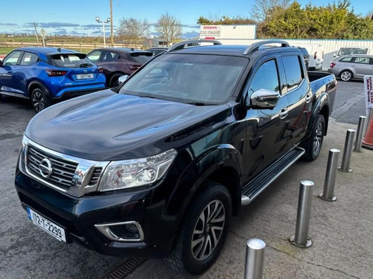 Nissan Navara 2.3 DCI Tekna D/C 4DR - Image 3