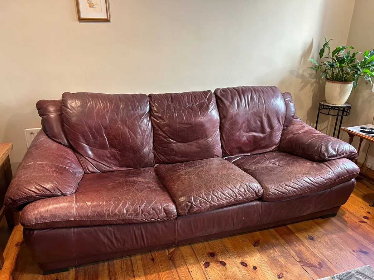 FREE Leather sofa - Image 2