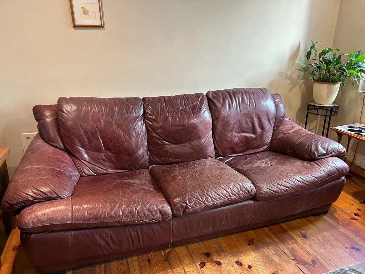 FREE Leather sofa - Image 3