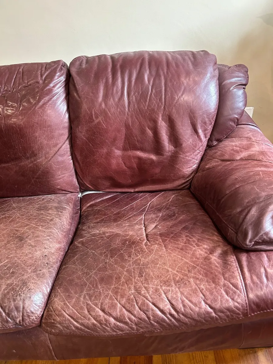 FREE Leather sofa - Image 4