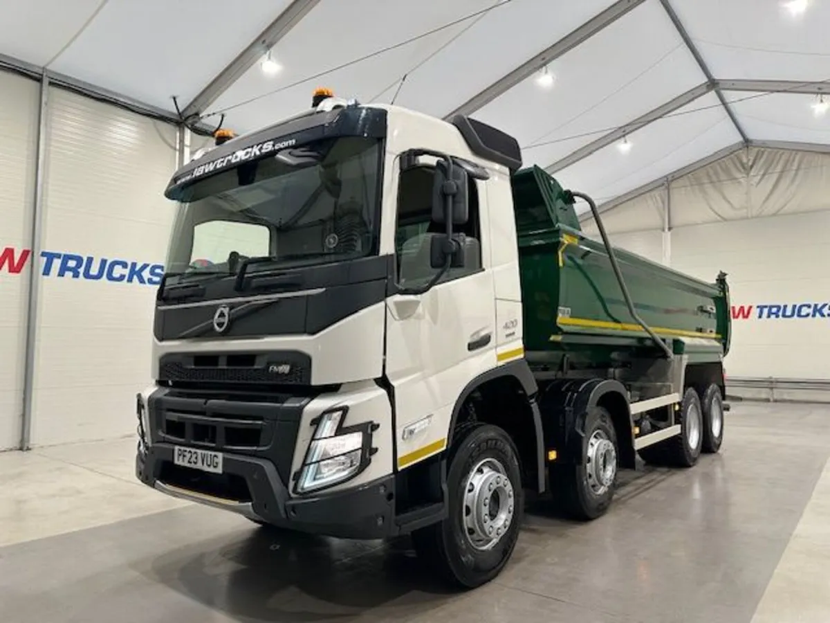 Volvo  FMX 420 8x4 Day Cab Steel Tipper - Image 1