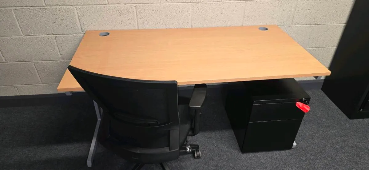 Second-hand hand office desk bundle €299 plus vat - Image 2
