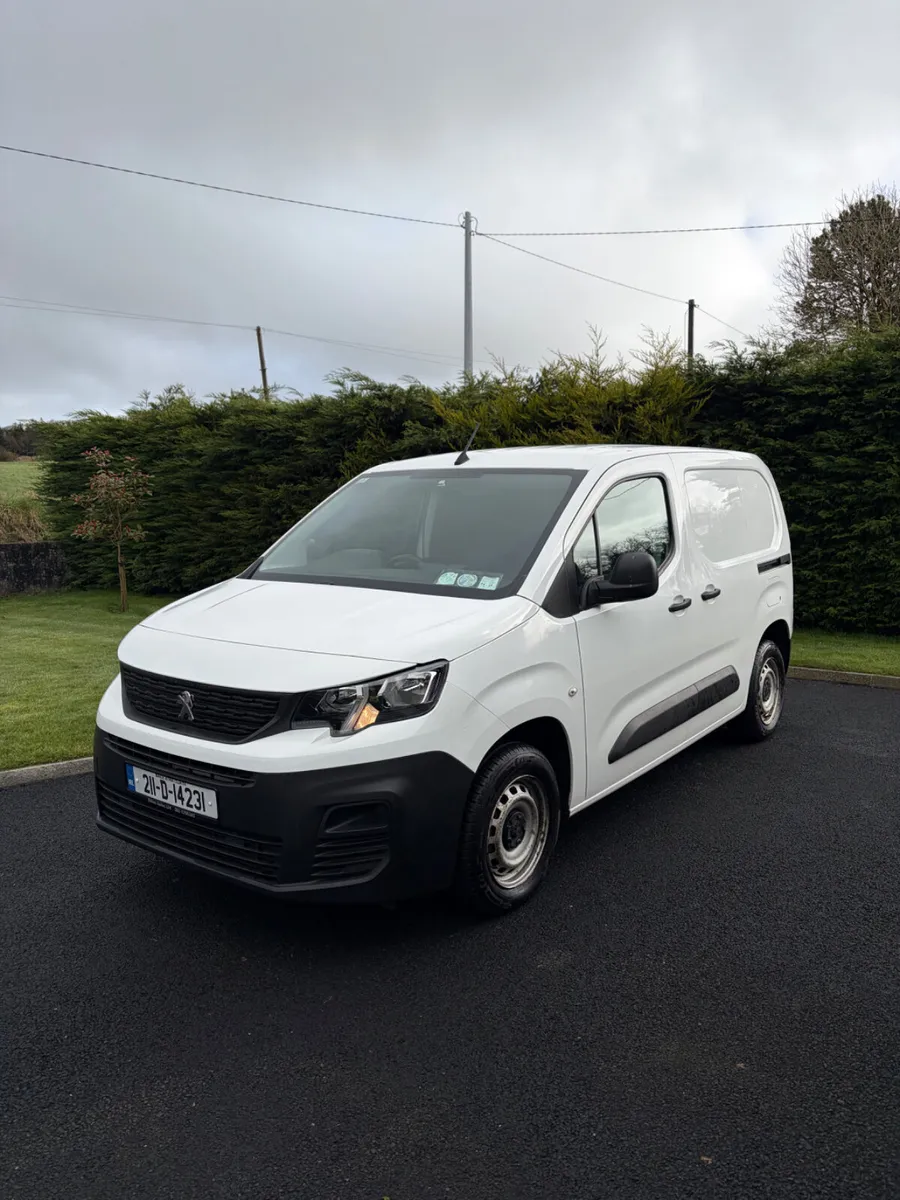 211 Peugoet Partner 1.5 Diesel - Spotless - Image 1