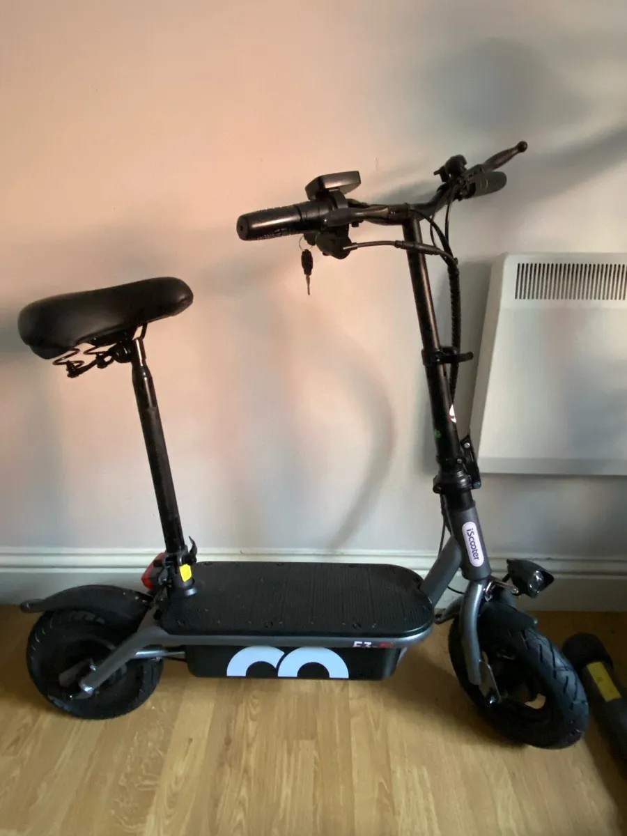 Scooter - Image 2