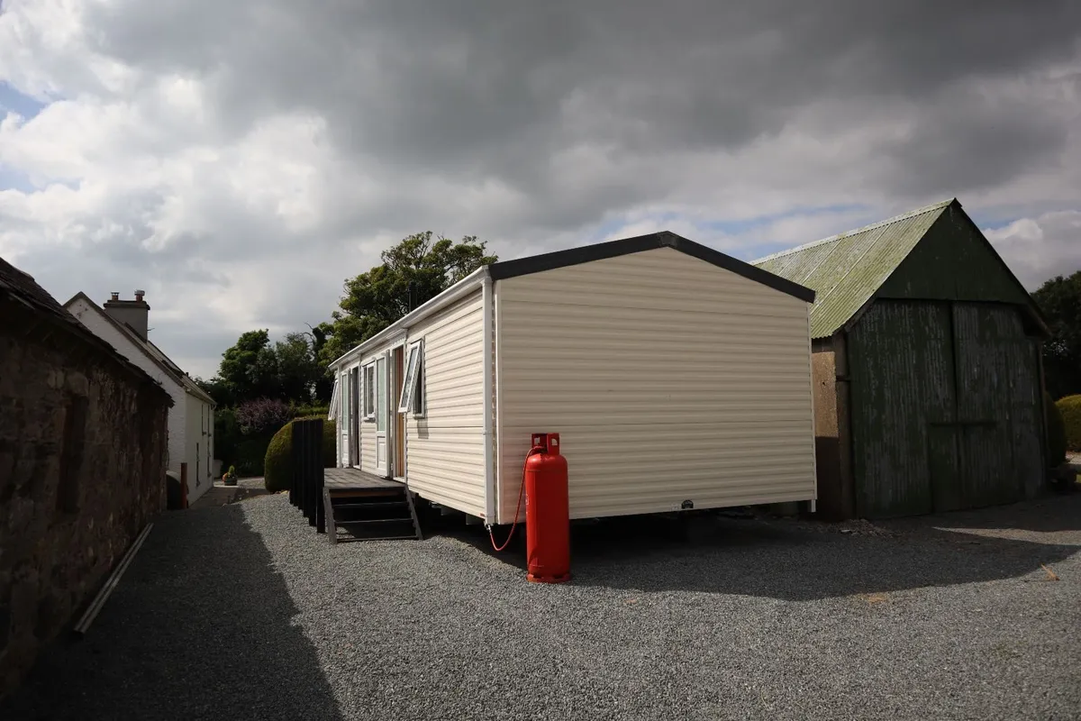 Mobile Home - Image 2