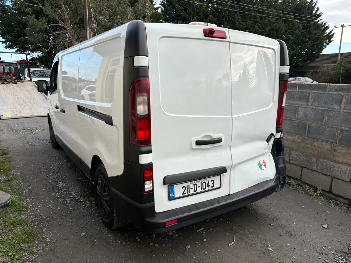 2021 Renault Traffic drive away - Image 4