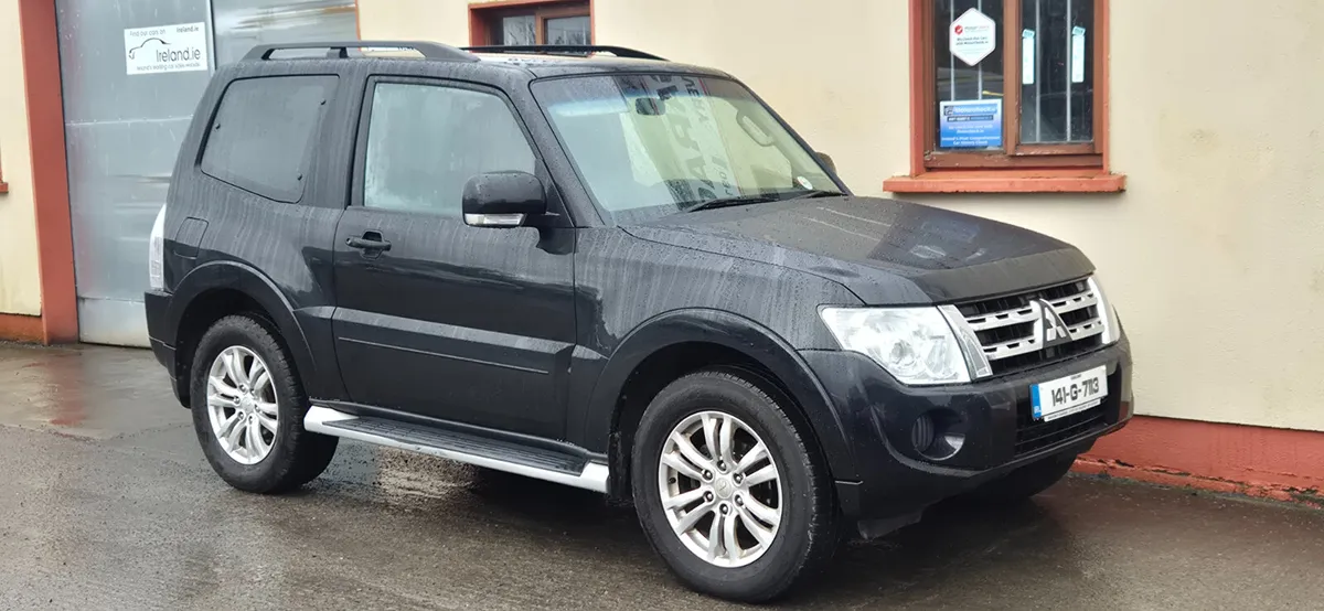 Mitsubishi Pajero 2014 Manual Price Plus Vat - Image 3