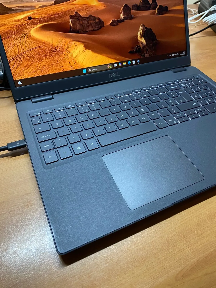 Dell laptop i5 pro 10th gen 8/256 win 11 pro - Image 3