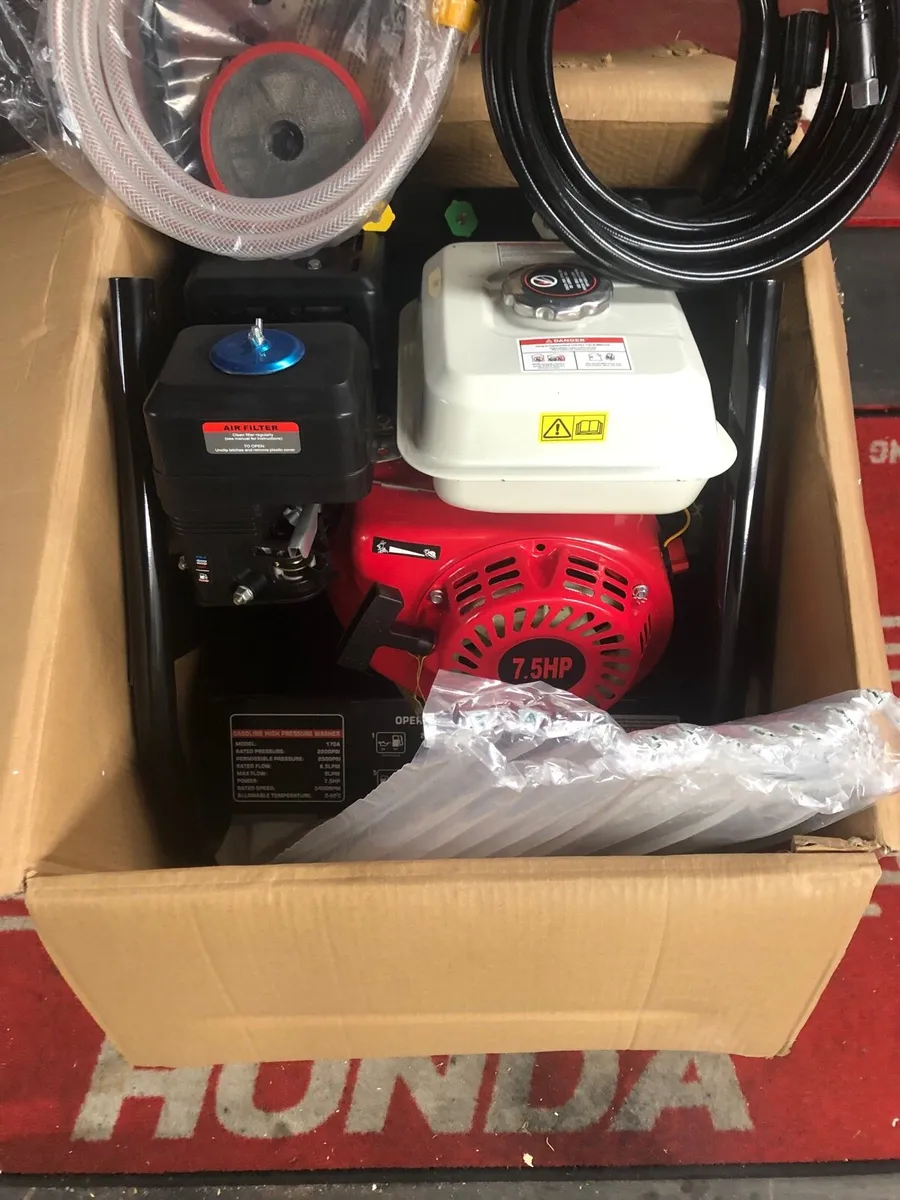 New Power Wash Petrol 7.5hp Pressure Washer - Image 2