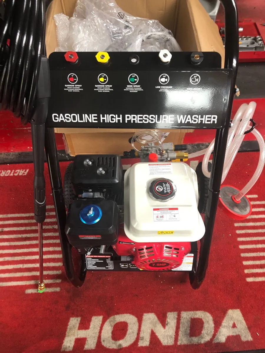 New Power Wash Petrol 7.5hp Pressure Washer - Image 1