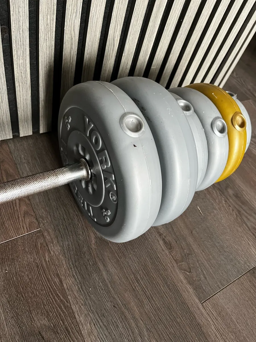 Weights and barbell - Image 4