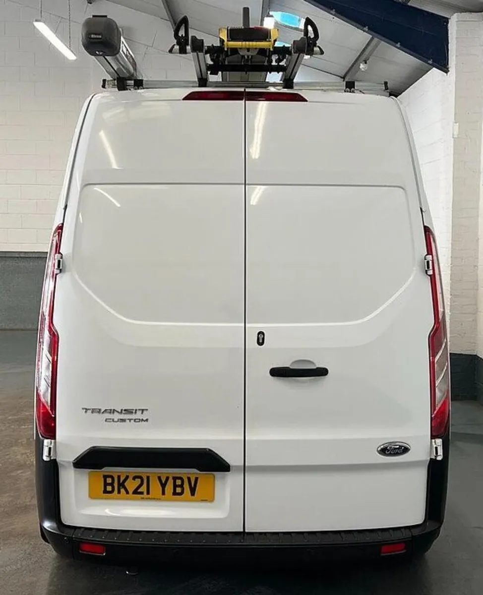 2021 Ford Transit Custom Panel Van - Image 4
