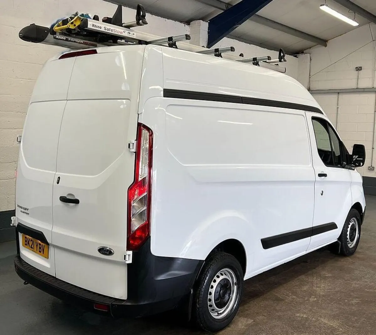 2021 Ford Transit Custom Panel Van - Image 2
