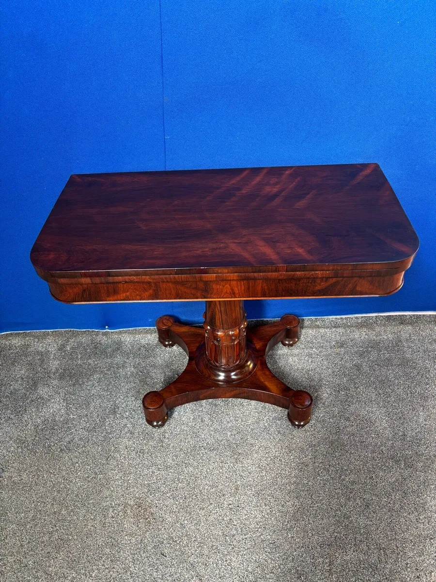 Antique table - Image 1