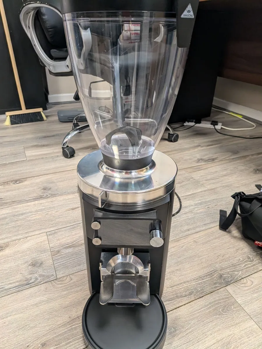Mahlkonig E65 GBW Commercial Espresso Grinder - Image 1