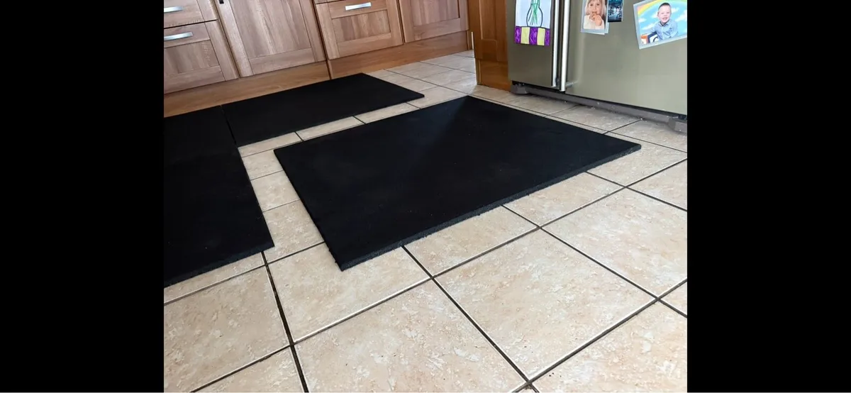 9 X RUBBER MATS (COVERS 96 SQUARE FOOT) CHEAP!!! - Image 2