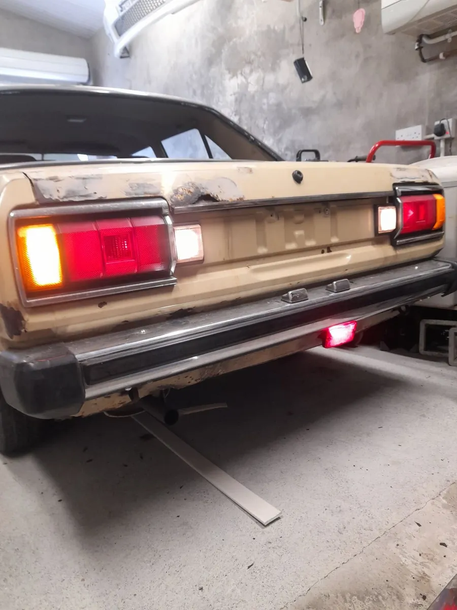 Toyota Carina 1980 - Image 2