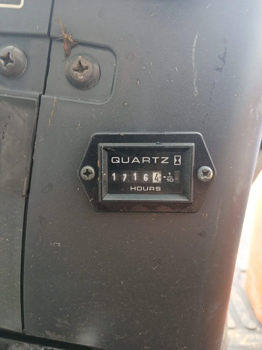 Hitachi ZX 10U - Image 3