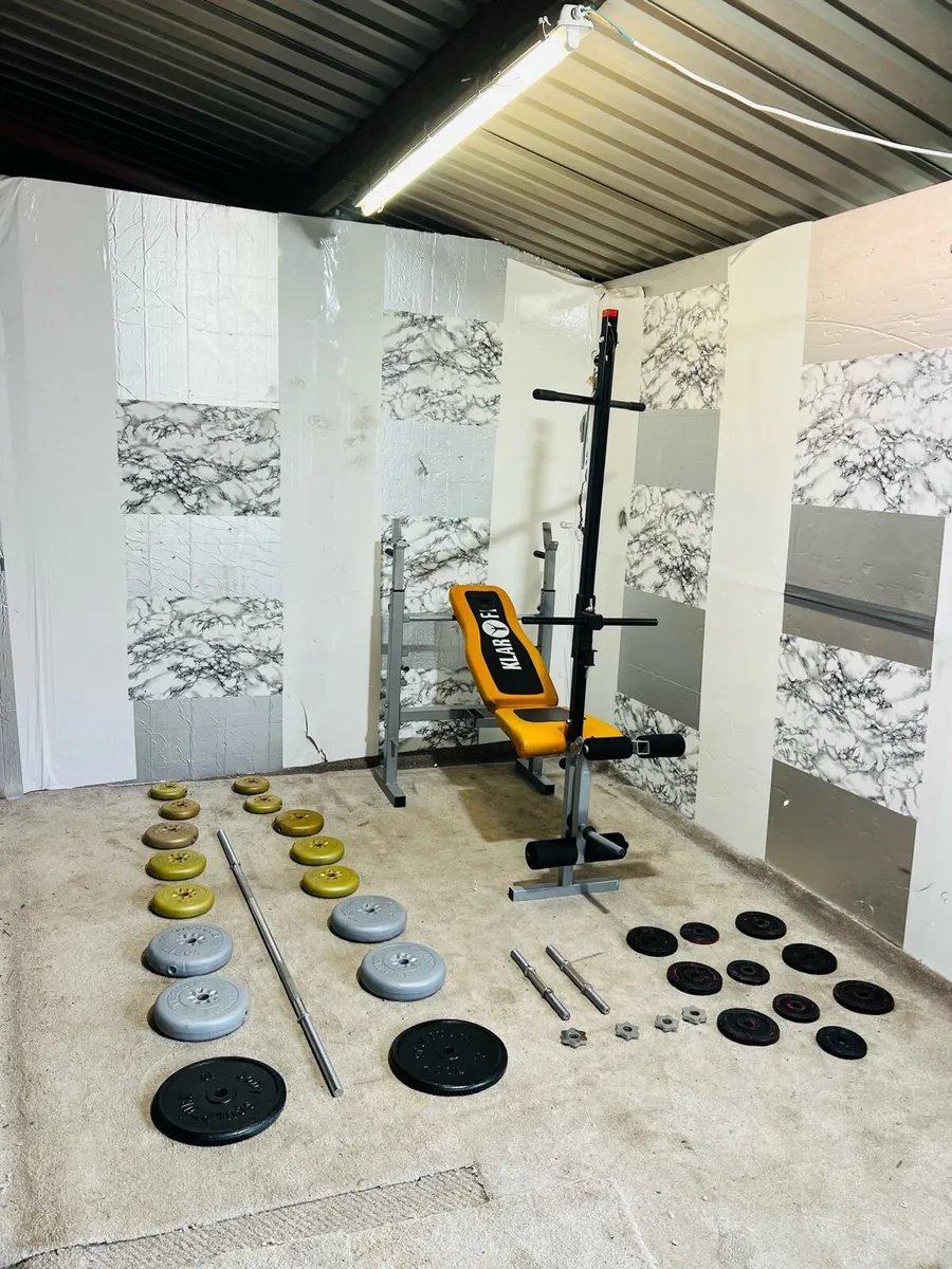 bench with pulley 70Kg weights bar dumbbells - Image 1