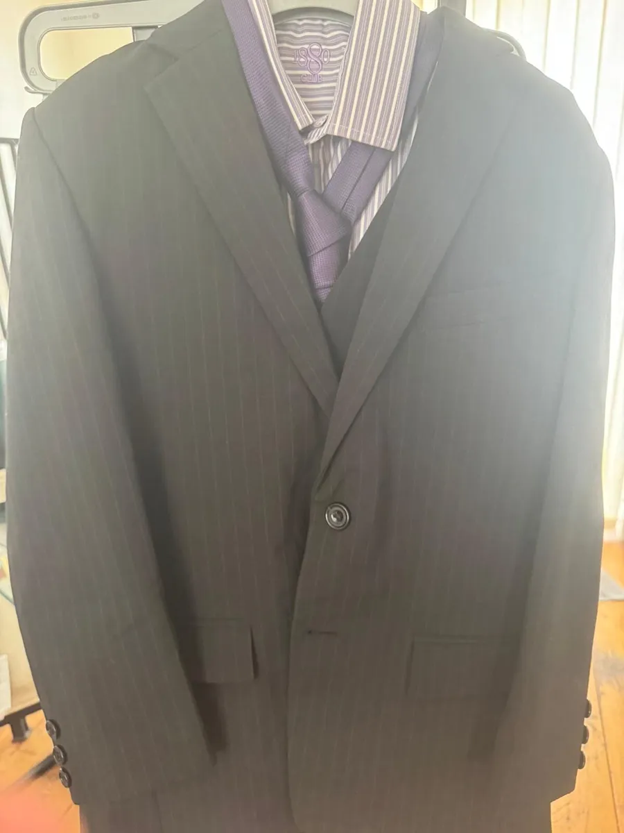 Communion suit & shoes - Image 1