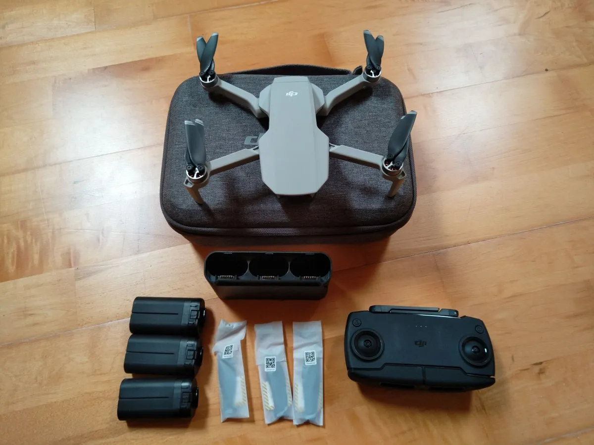 Mavic Mini Drone (Fly More combo) - Image 2