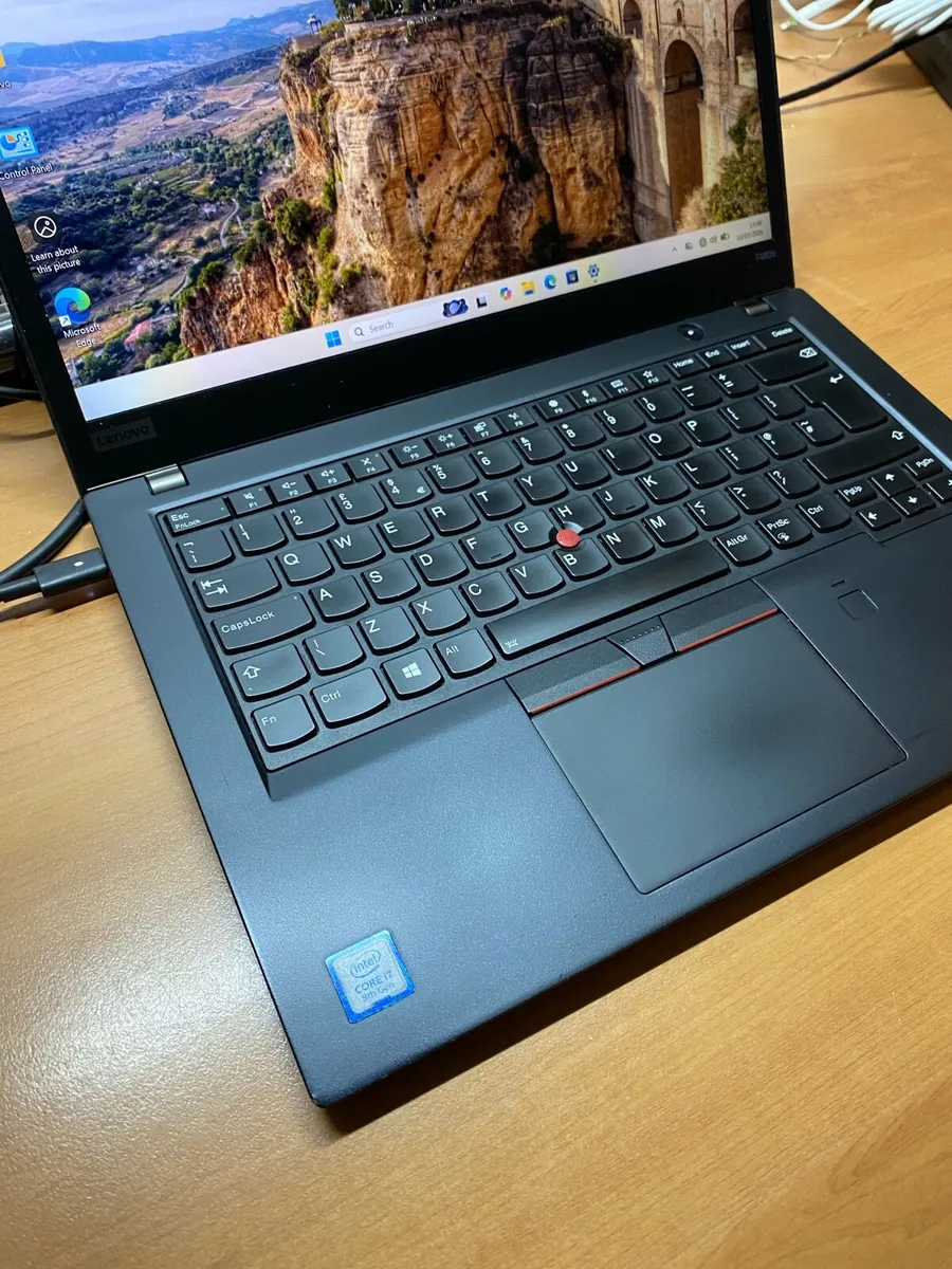 Lenovo Laptop i7 pro 16/256 windows 11 pro - Image 3