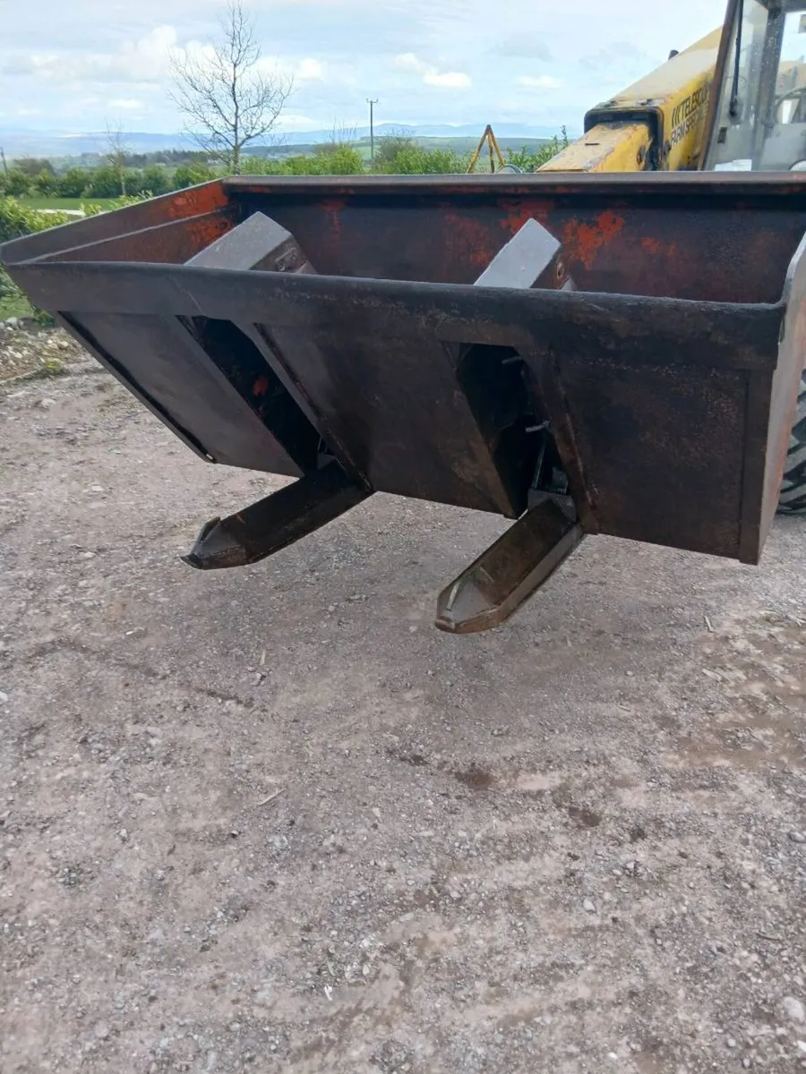 Forklift bucket - Image 3