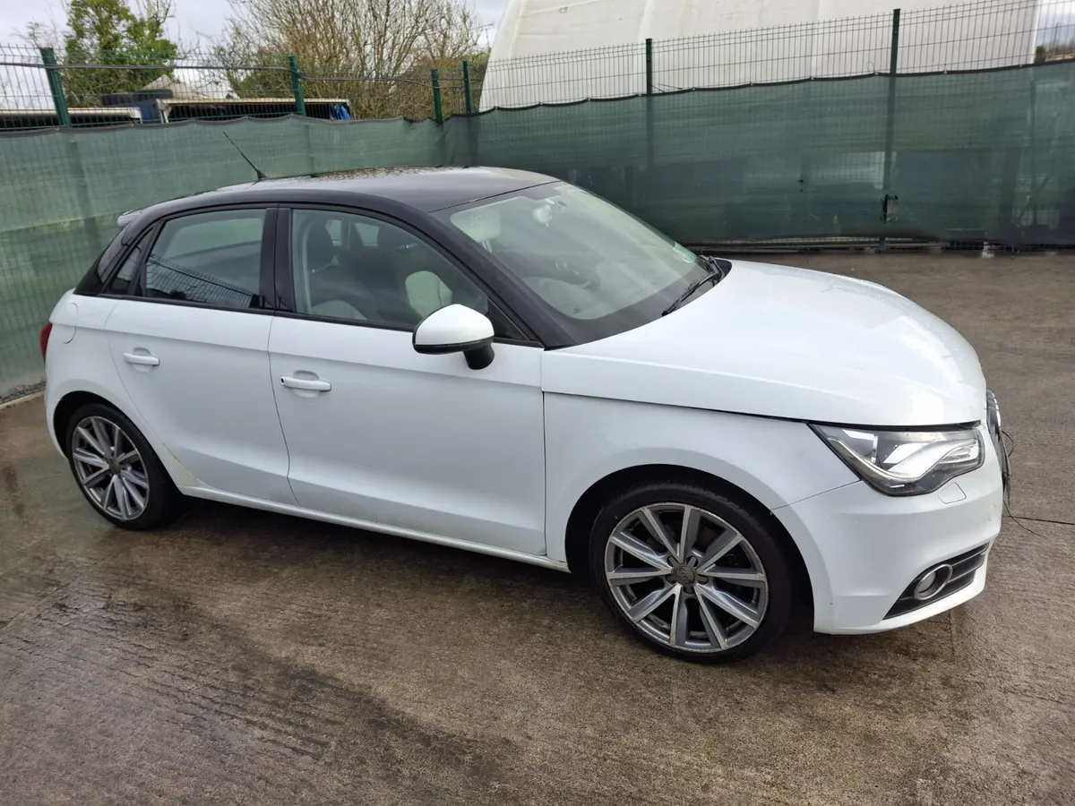 132 Audi A1  Sportback  1.6 Tdi - Image 1