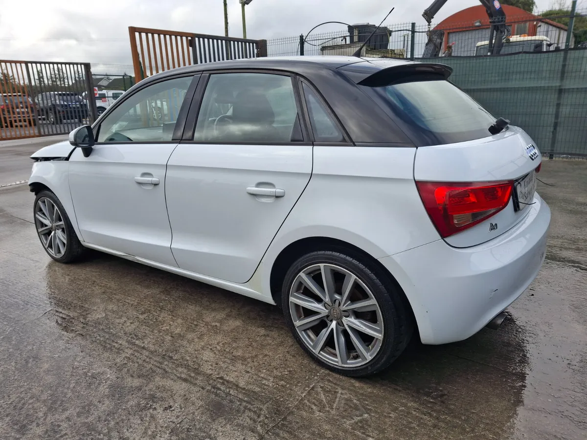 132 Audi A1  Sportback  1.6 Tdi - Image 4