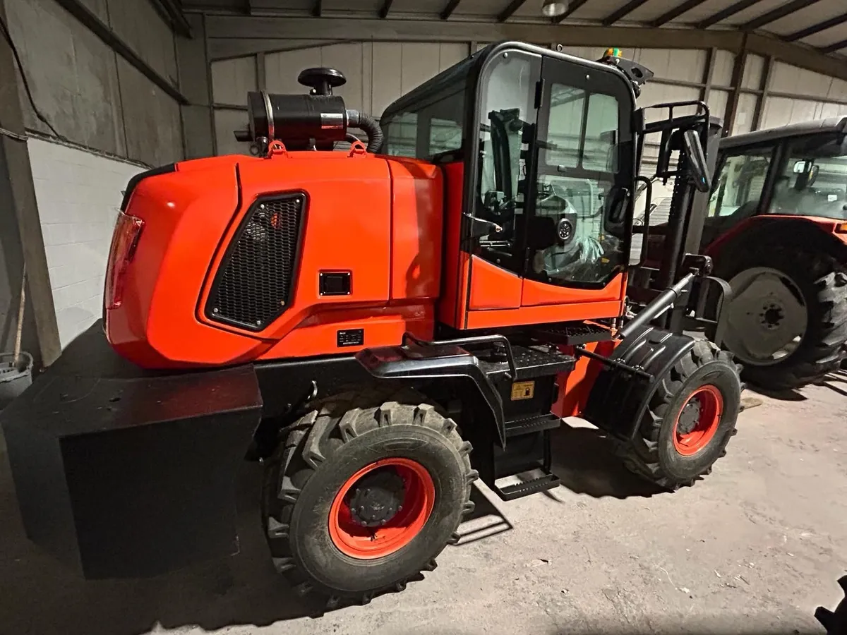 Rough Terrain Forklift - Image 2