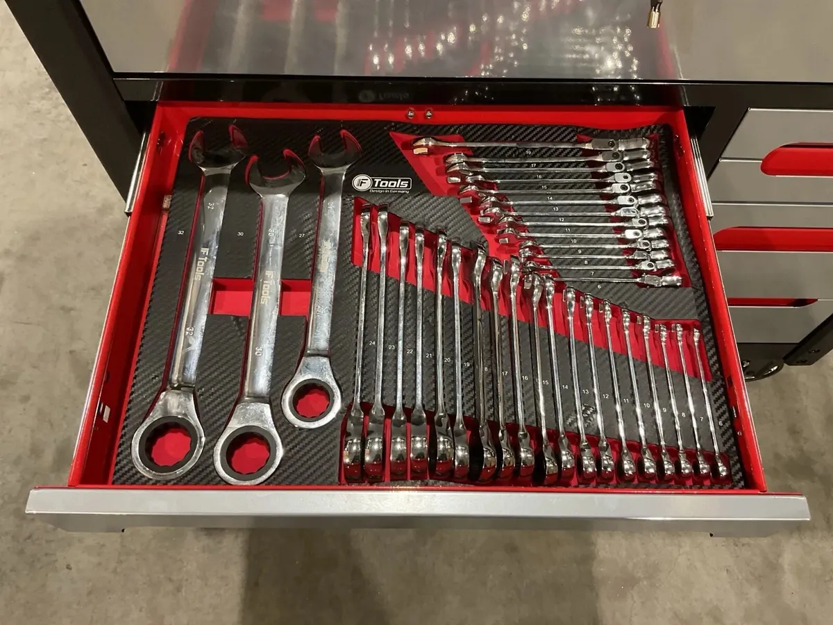 NEW 2026 12 DRAWER TOOL CHEST FULL OF TOOLS - Image 3