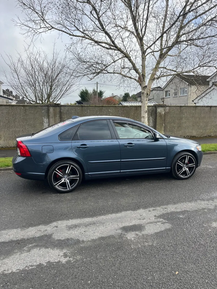 Volvo s40 - Image 2