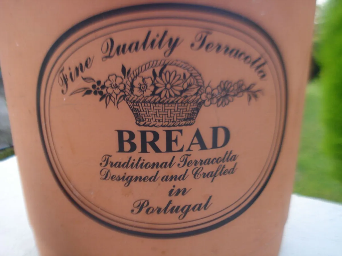 VINTAGE TERRACOTTA BREAD BIN. - Image 4
