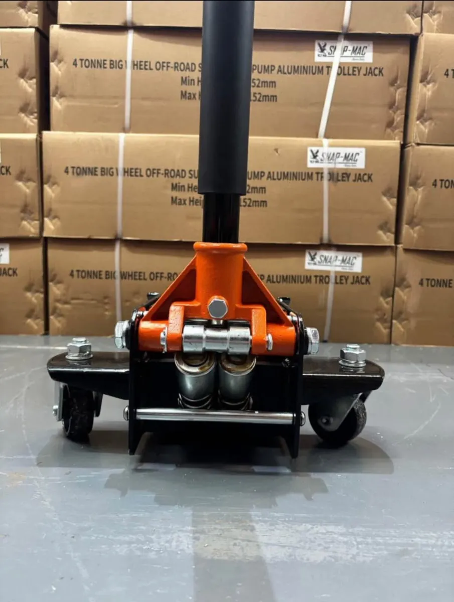 BRAND NEW 4TON LOW PROFILE TROLLEY JACK - Image 3