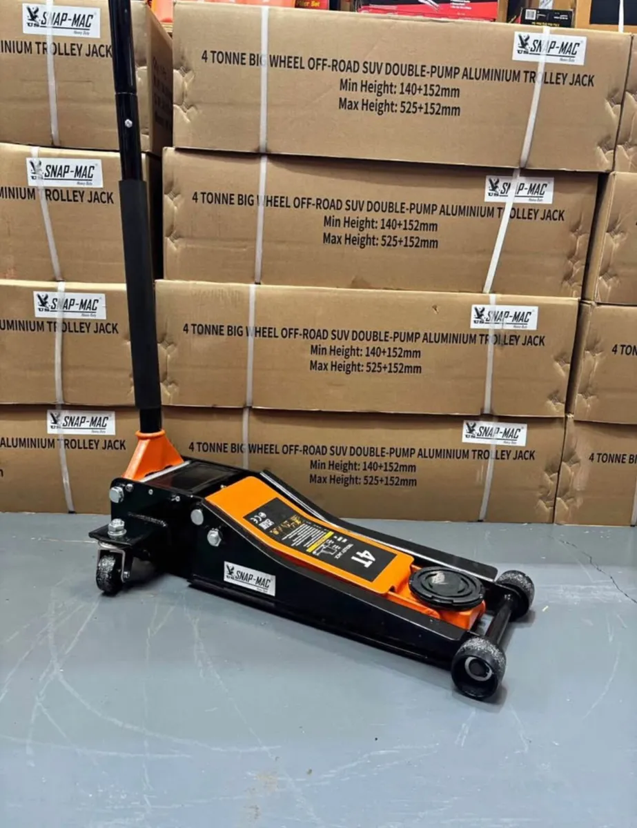 BRAND NEW 4TON LOW PROFILE TROLLEY JACK - Image 4