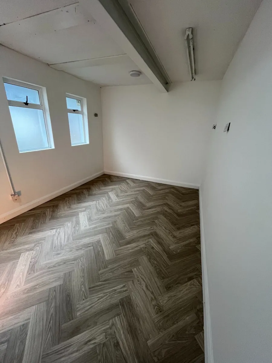 Commerical Unit - Image 4