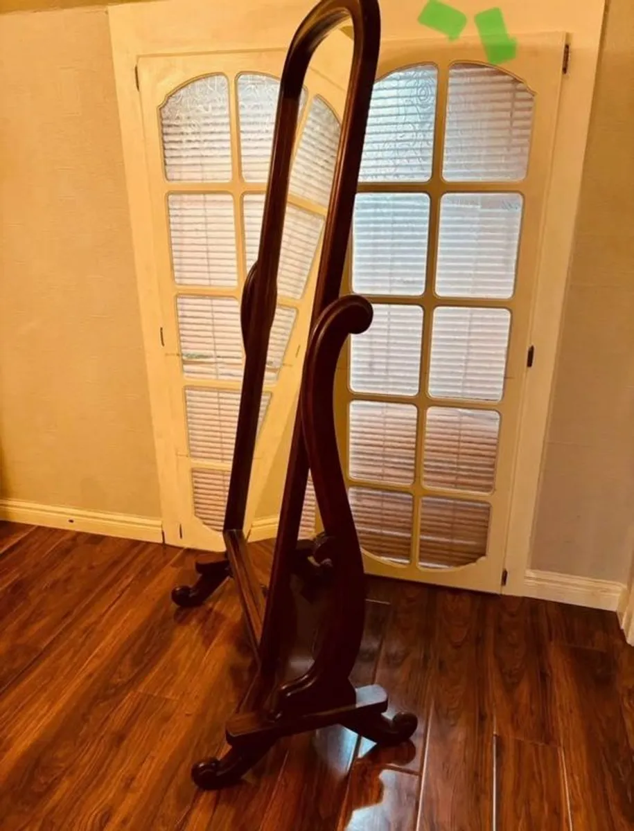 large mirror - Image 1